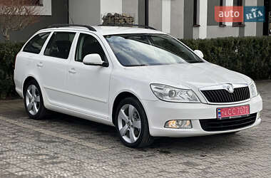 Универсал Skoda Octavia 2011 в Стрые