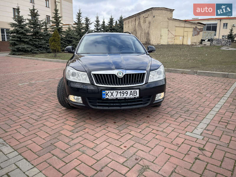 Універсал Skoda Octavia 2012 в Харкові