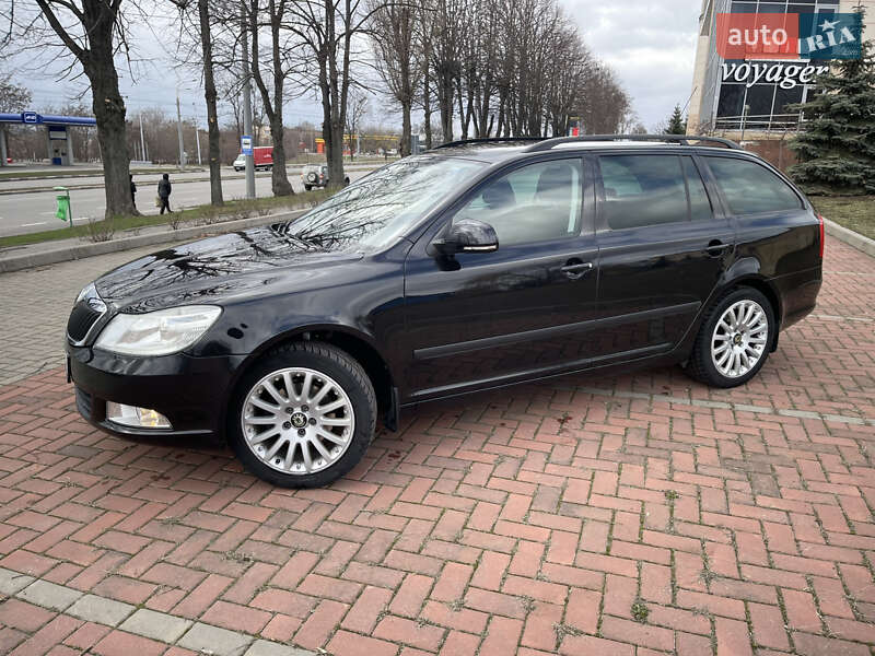Універсал Skoda Octavia 2012 в Харкові