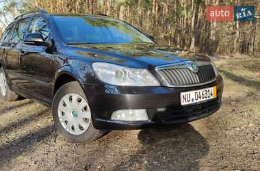 Универсал Skoda Octavia 2012 в Звягеле