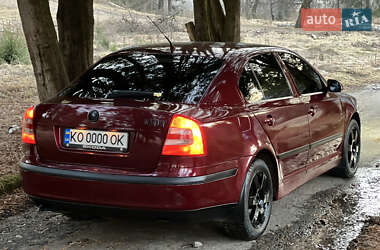 Лифтбек Skoda Octavia 2005 в Межгорье