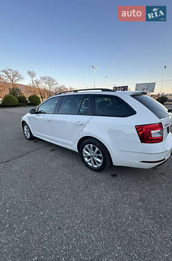Універсал Skoda Octavia 2019 в 