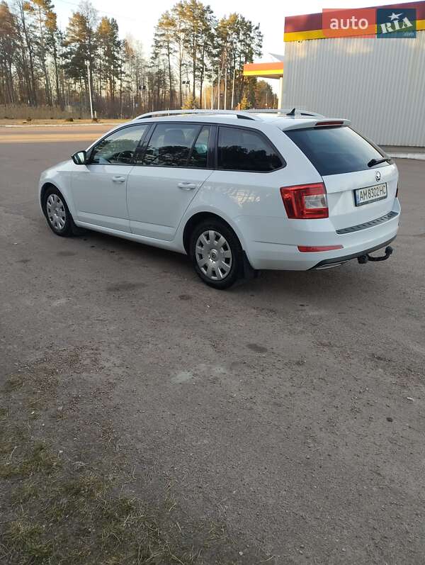 Универсал Skoda Octavia 2014 в Звягеле