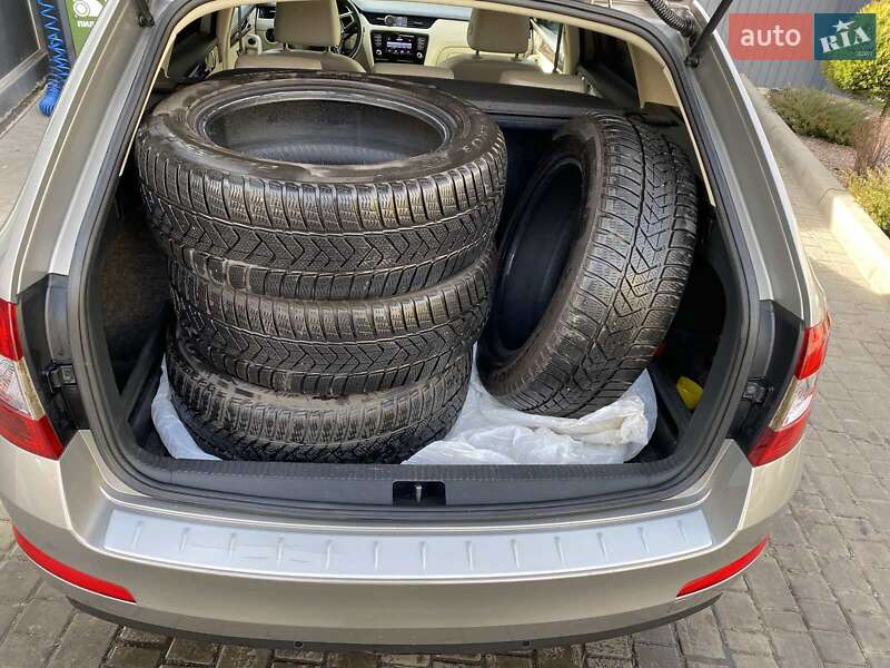 Універсал Skoda Octavia 2013 в Одесі