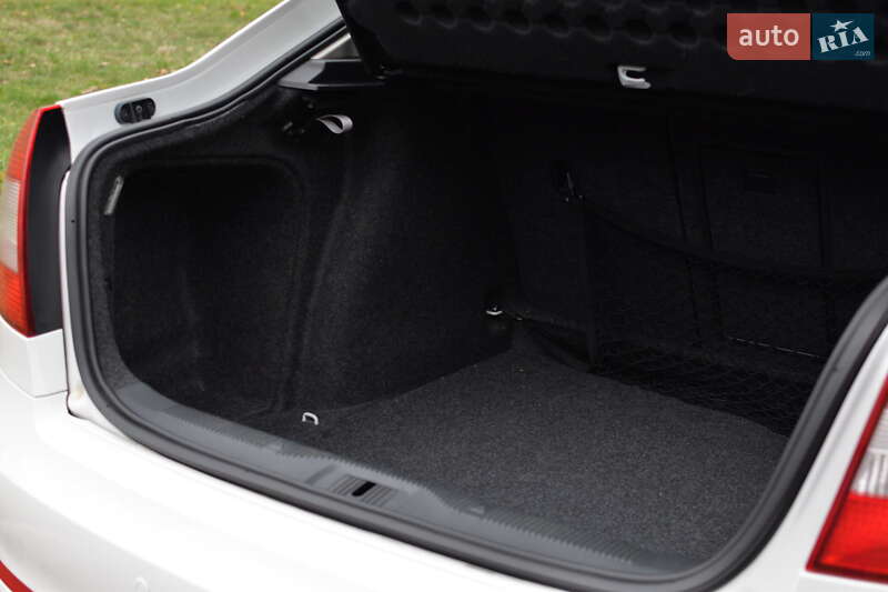 Лифтбек Skoda Octavia 2011 в Киеве фото 34 Лифтбек Skoda Octavia 2011 в Киеве