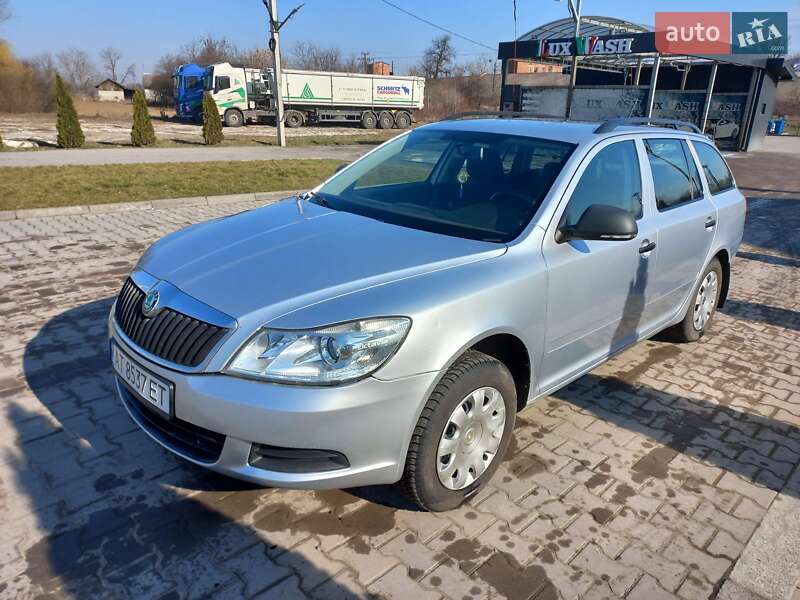 Универсал Skoda Octavia 2011 в Галиче