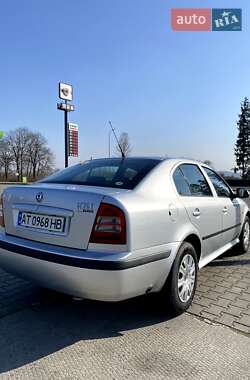 Лифтбек Skoda Octavia 2010 в 