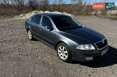 Лифтбек Skoda Octavia 2006 в 