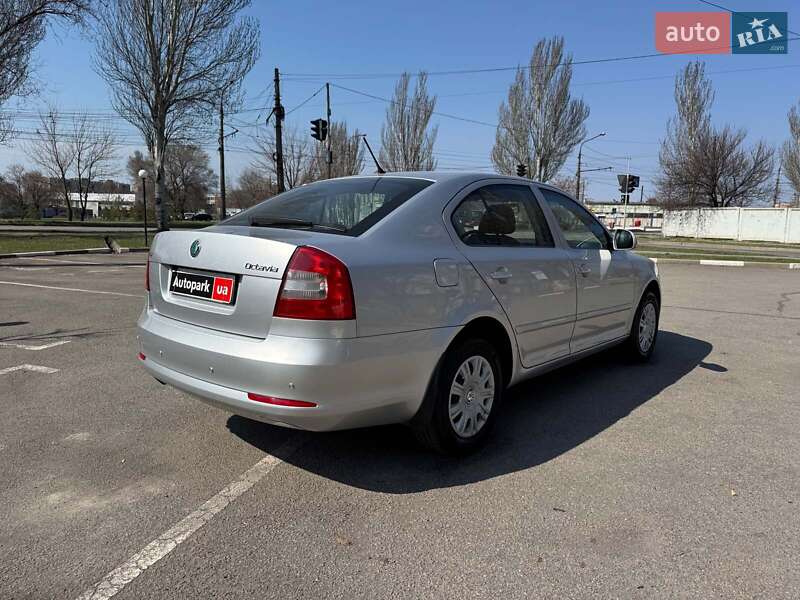 Ліфтбек Skoda Octavia 2012 в Запоріжжі