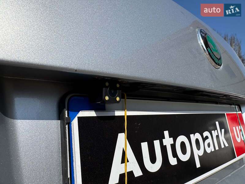 Ліфтбек Skoda Octavia 2012 в Запоріжжі