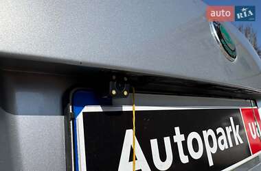 Лифтбек Skoda Octavia 2012 в 