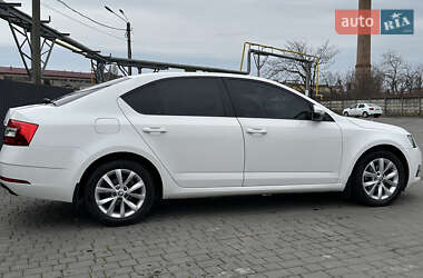 Ліфтбек Skoda Octavia 2017 в 