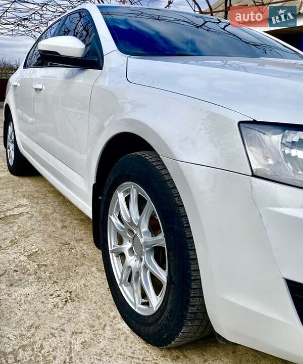 Лифтбек Skoda Octavia 2014 в Николаеве