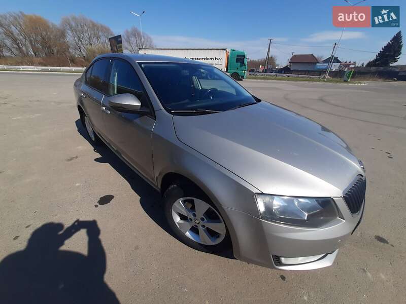Ліфтбек Skoda Octavia 2014 в Львові