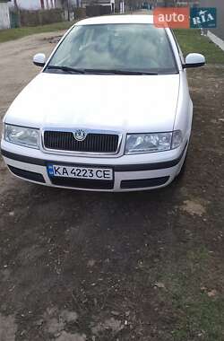 Лифтбек Skoda Octavia 2010 в 