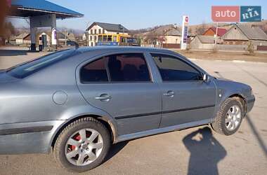 Лифтбек Skoda Octavia 2003 в 