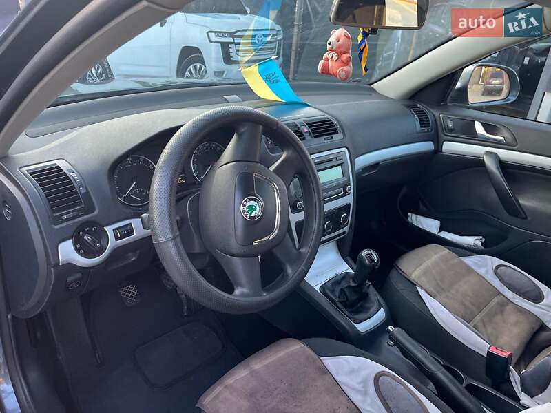 Універсал Skoda Octavia 2009 в Рогатині