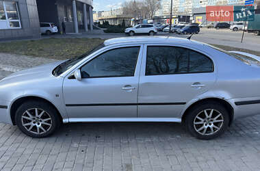 Лифтбек Skoda Octavia 2008 в 