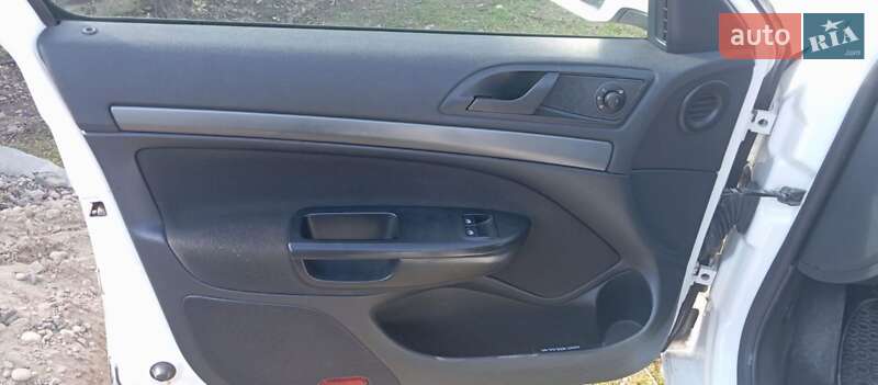 Универсал Skoda Octavia 2011 в Виноградове