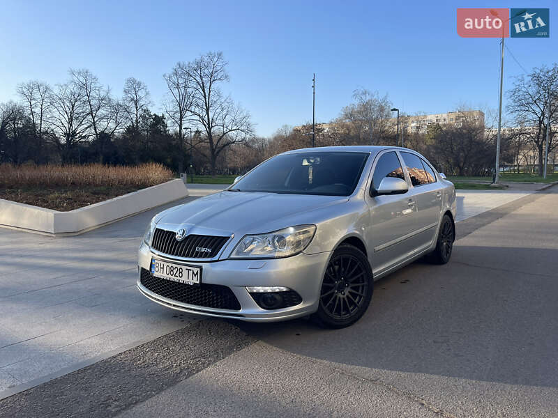 Ліфтбек Skoda Octavia 2011 в Одесі