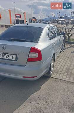 Лифтбек Skoda Octavia 2010 в 