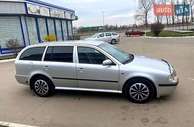 Универсал Skoda Octavia 2002 в 