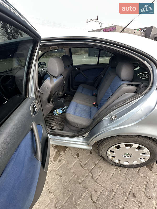 Ліфтбек Skoda Octavia 2002 в Судовій Вишні