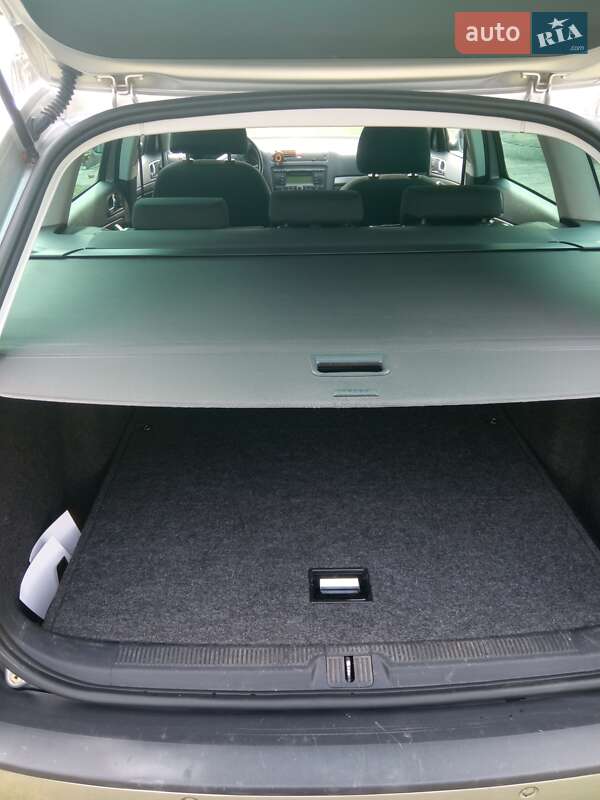 Универсал Skoda Octavia 2007 в Бродах