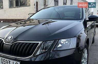Лифтбек Skoda Octavia 2019 в 