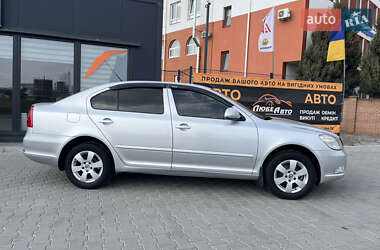 Лифтбек Skoda Octavia 2010 в 
