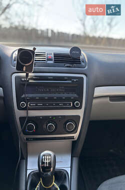 Універсал Skoda Octavia 2012 в 
