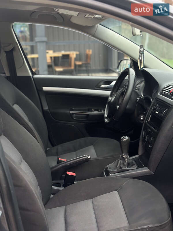 Лифтбек Skoda Octavia 2007 в Каменец-Подольском