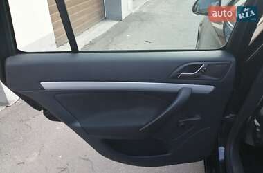 Универсал Skoda Octavia 2009 в 