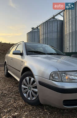 Универсал Skoda Octavia 2003 в 
