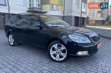 Універсал Skoda Octavia 2010 в Івано-Франківську