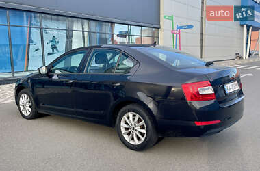 Лифтбек Skoda Octavia 2016 в 