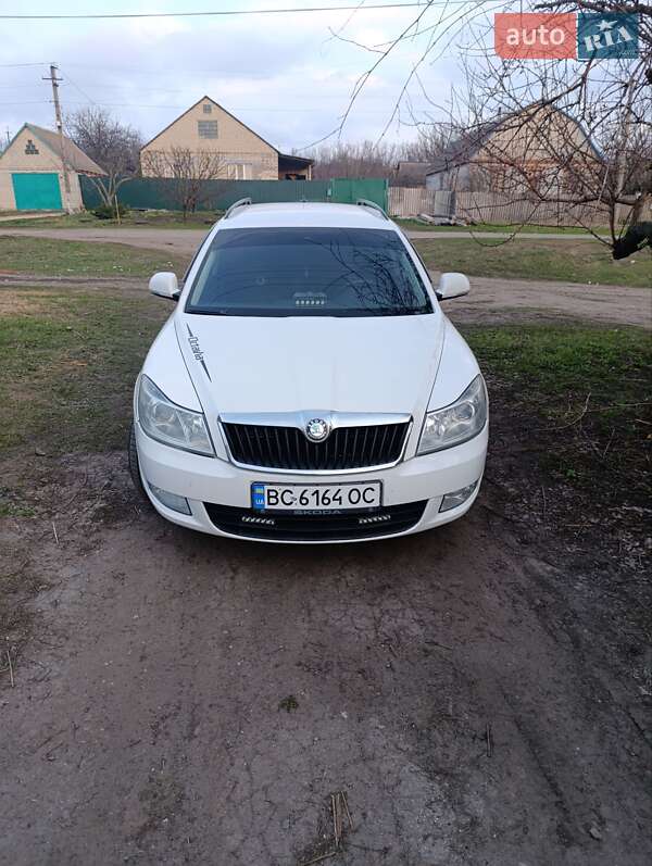 Універсал Skoda Octavia 2012 в 