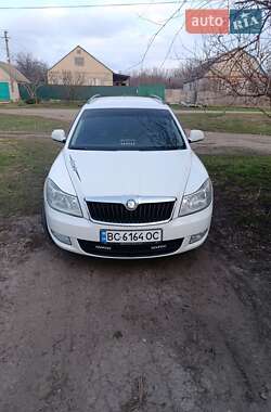 Універсал Skoda Octavia 2012 в 