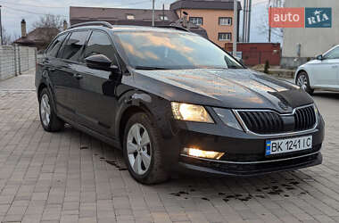 Универсал Skoda Octavia 2017 в 