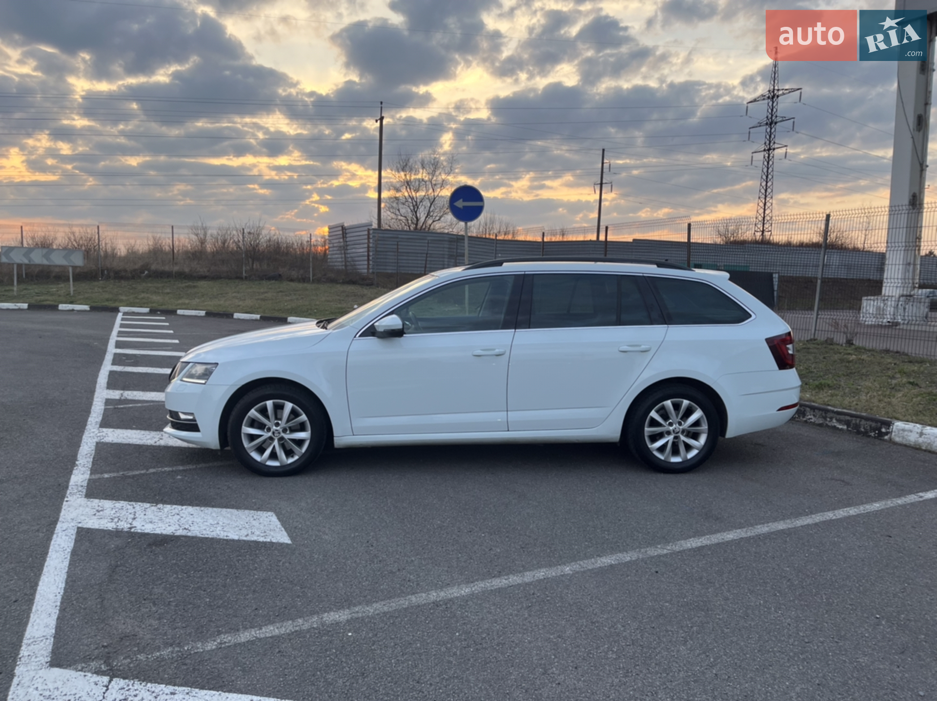 2017 Skoda Octavia - мініатюра 2