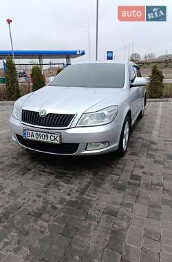 Лифтбек Skoda Octavia 2012 в 