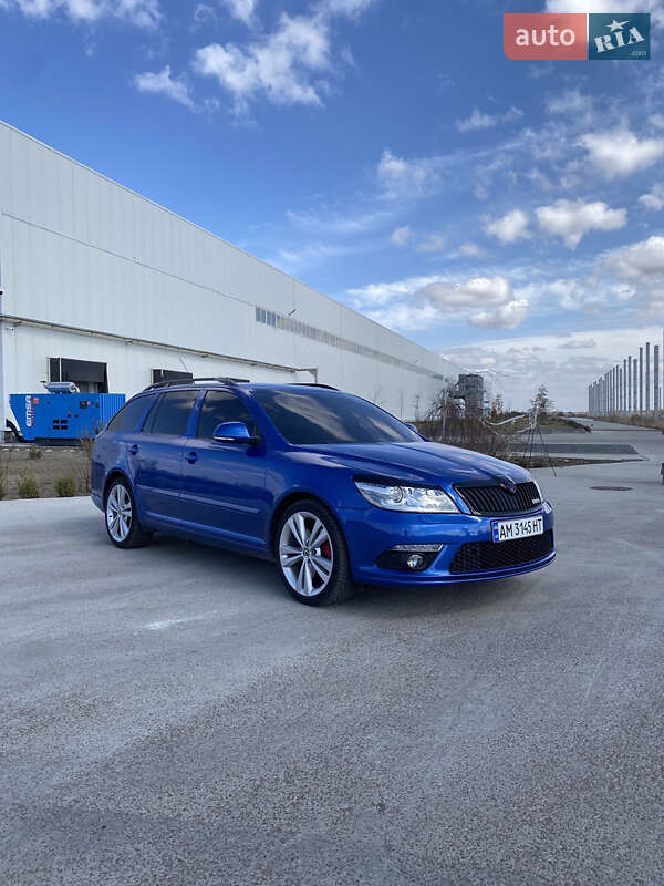 Универсал Skoda Octavia 2010 в 
