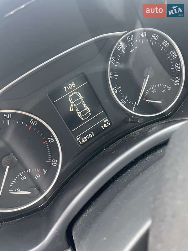 Универсал Skoda Octavia 2009 в Глухове