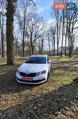 Универсал Skoda Octavia 2020 в 