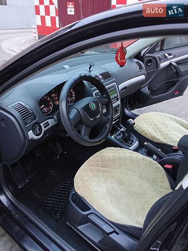 Лифтбек Skoda Octavia 2011 в Рахове фото 6 Лифтбек Skoda Octavia 2011 в Рахове