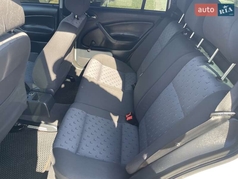 Универсал Skoda Octavia 2005 в Лысянке