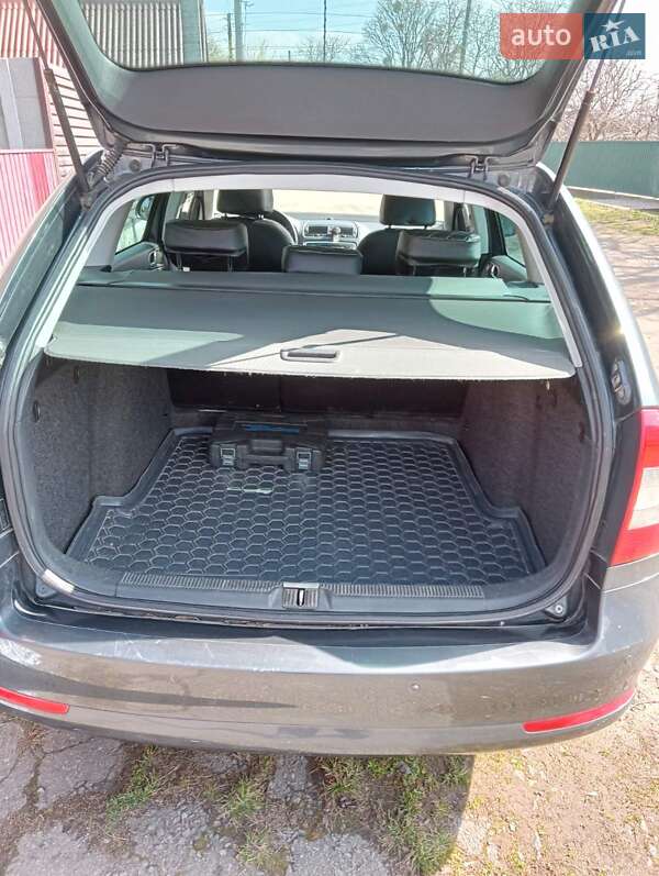 Універсал Skoda Octavia 2010 в Жмеринці
