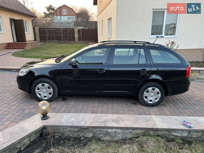 Універсал Skoda Octavia 2009 в Хмельницькому