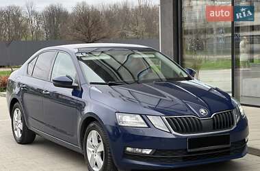 Лифтбек Skoda Octavia 2017 в 
