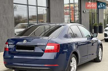 Лифтбек Skoda Octavia 2017 в 
